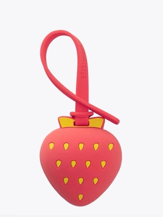 Poppi Other - BÉIS x poppi The Mirror Bag Charm
in Strawberry NWT limited edition